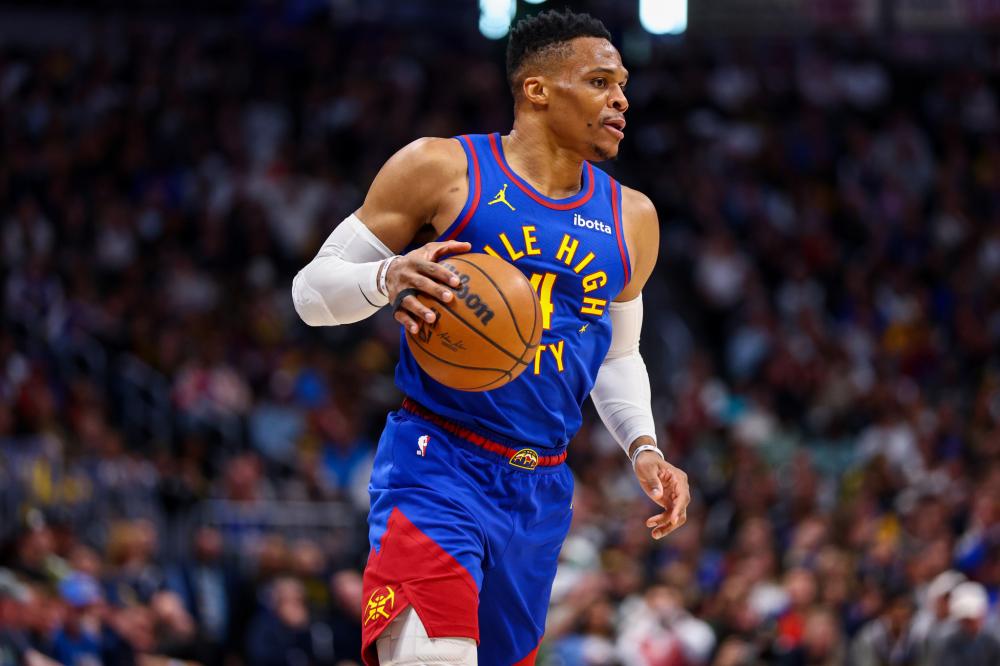 相比之下 相比之下